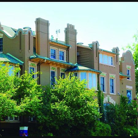 The Holiday Chalet Victorian Denver Exterior foto
